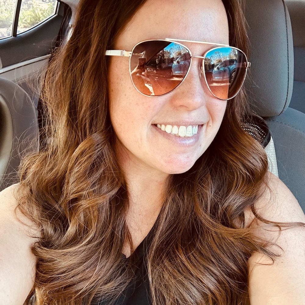 Meet your Posher, Kasie